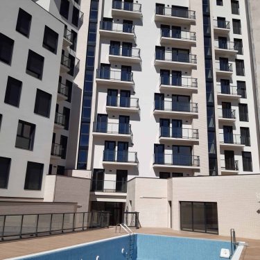 Construcción de un edificio de viviendas con garajes, trasteros y bajo comercial - Ubicación: Granollers (Barcelona)